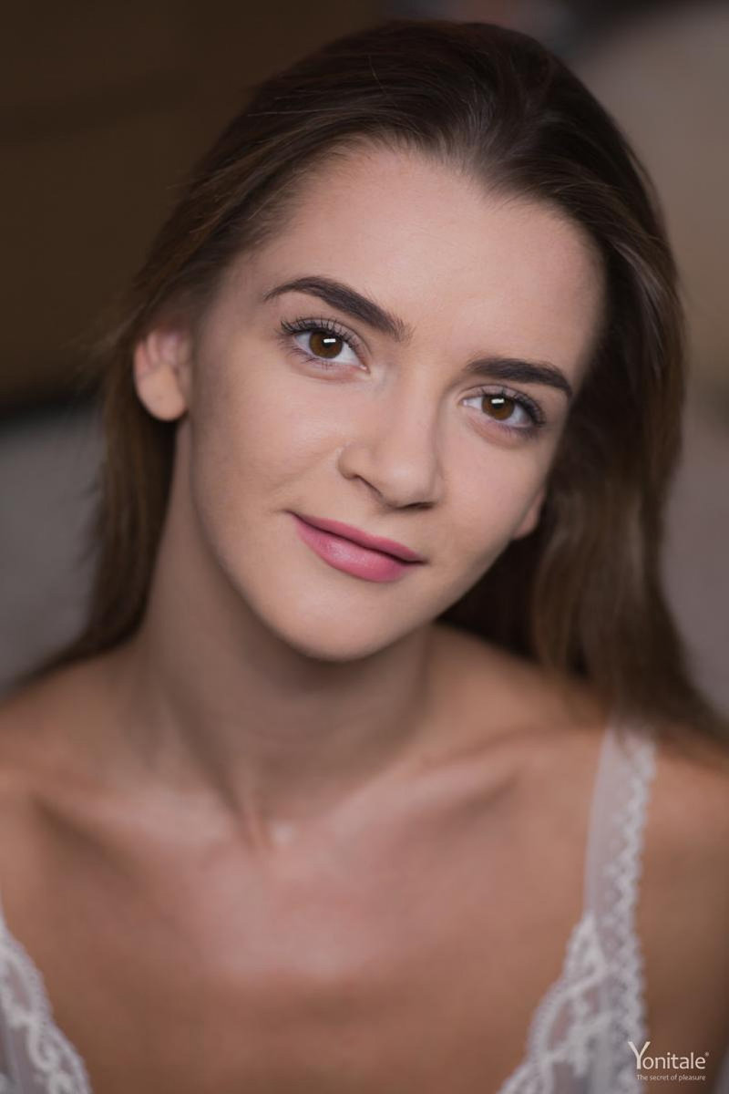 Радмила, 21 год, 2 размер груди